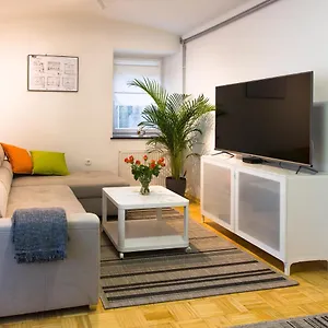 https://araucaria.hotels-in-ljubljana.com