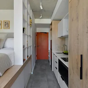 https://six-on-n.hotels-capetown.com