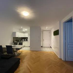 1st La Opera Suites Apartment